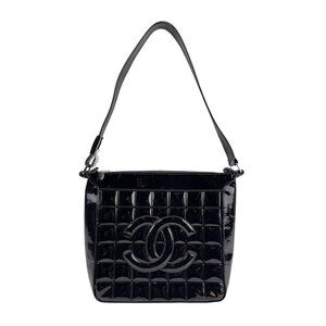 CHANEL Black Leather Shoulder Bag